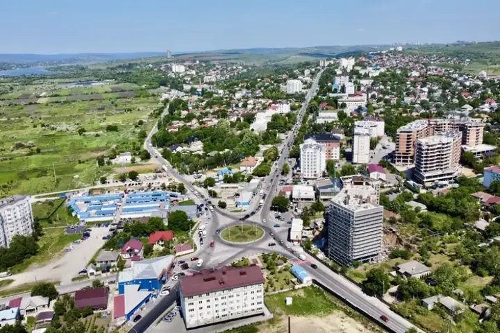 MateoReisen în Ialoveni – plecări rapide dintr-un oraș suburban spre Europa.