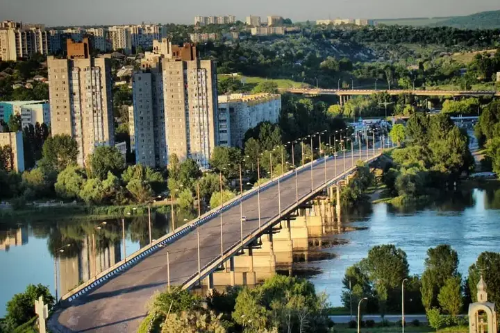 MateoReisen - современные автобусы и удобные поездки по доступным ценам.